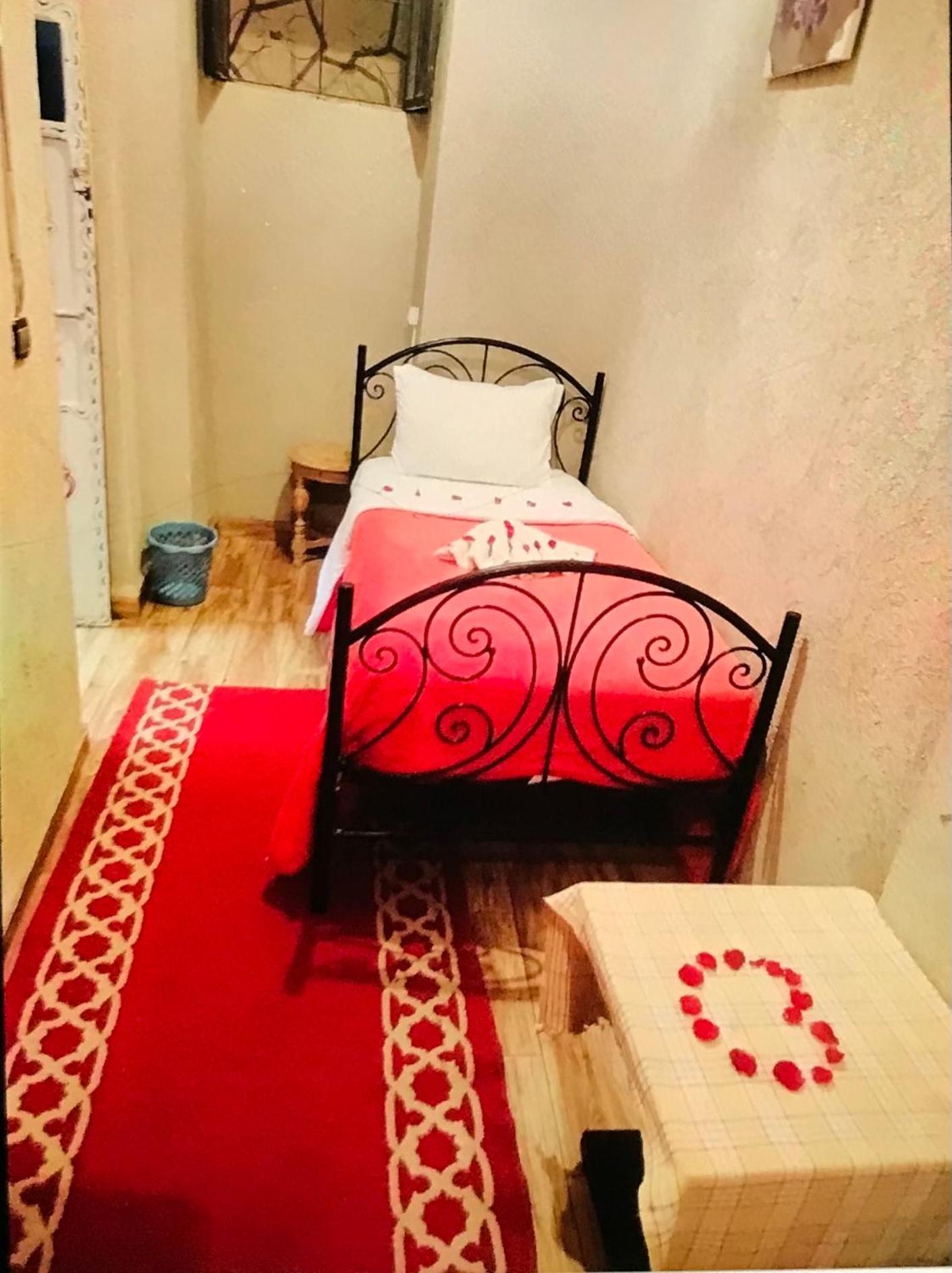 Hostel Marrakech Rouge Marrakesh Bagian luar foto