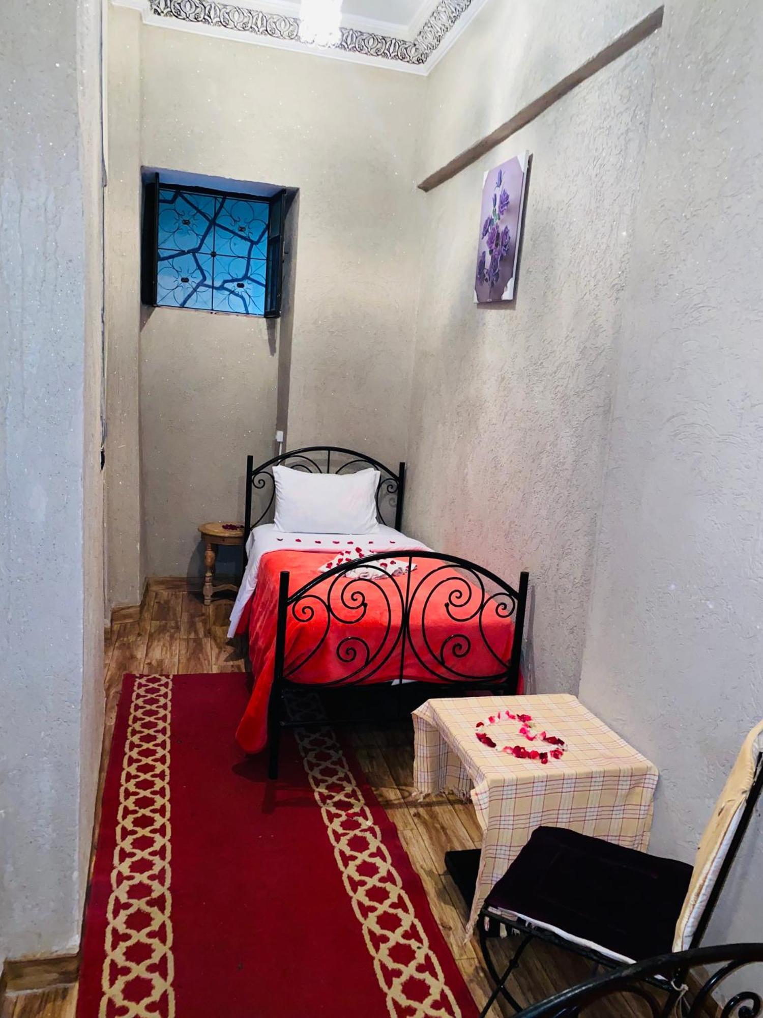 Hostel Marrakech Rouge Marrakesh Bagian luar foto